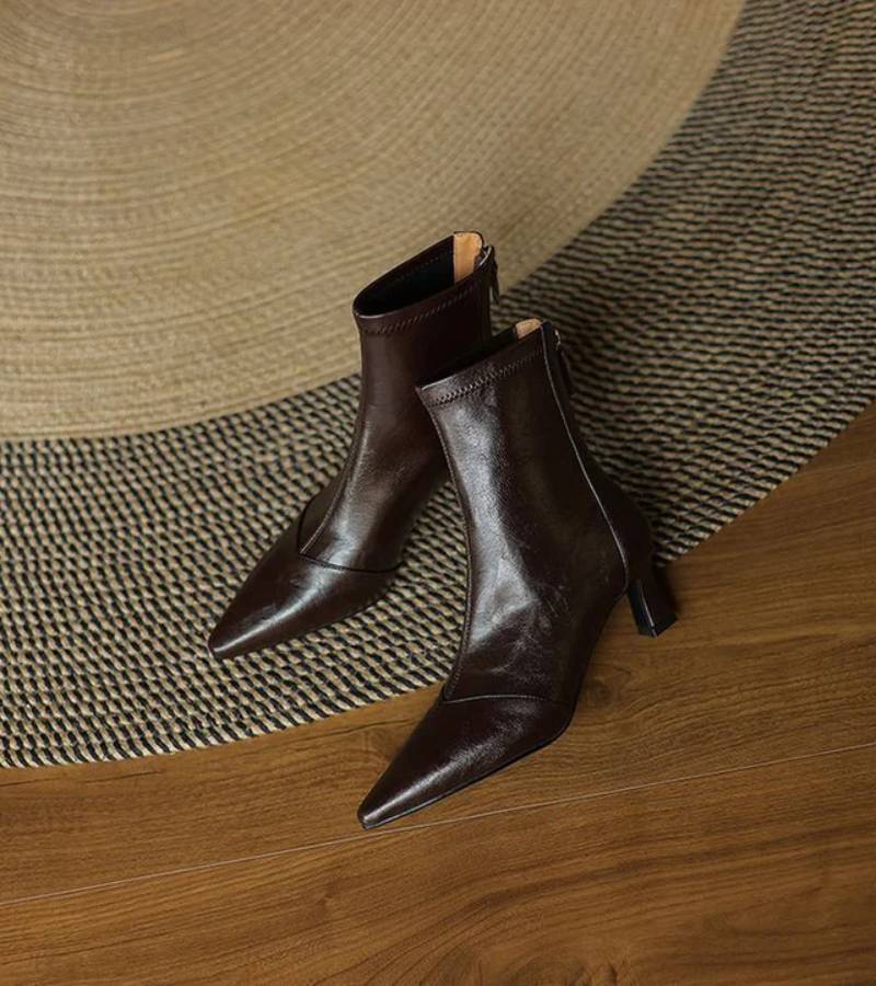 VUI Paris | Bottines en cuir à talon élégant