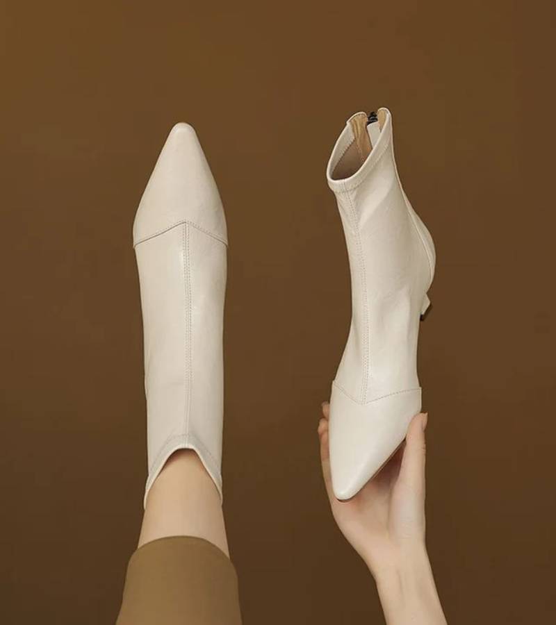 VUI Paris | Bottines en cuir à talon élégant