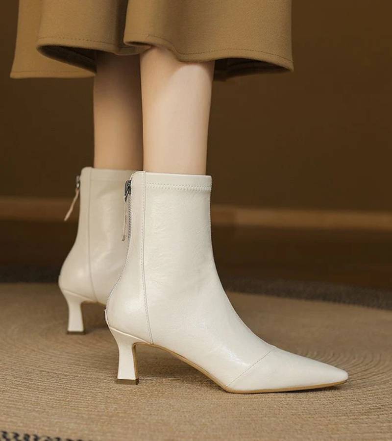 VUI Paris | Bottines en cuir à talon élégant