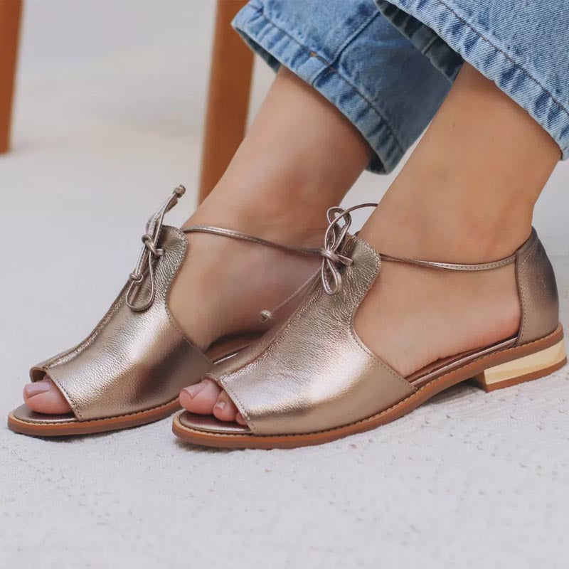 VUI Paris | Sandales Plates en Cuir Nicole