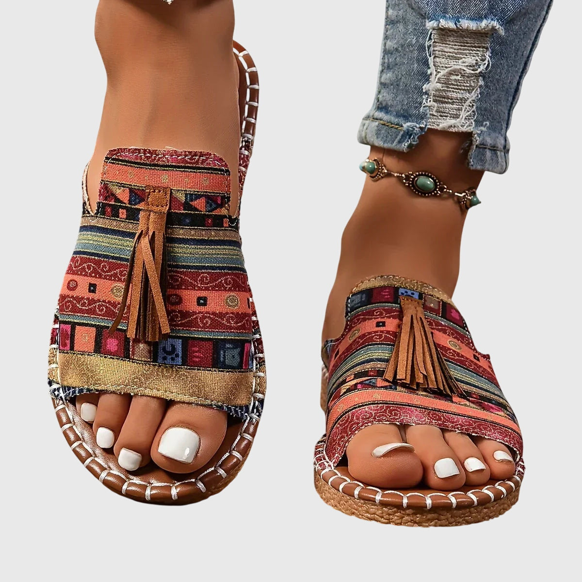 VUI Paris | Sandales Bohèmes À Pompons Nathalie