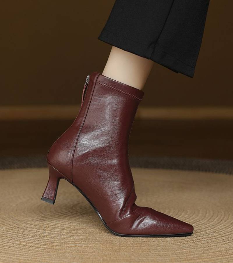 VUI Paris | Bottines en cuir à talon élégant