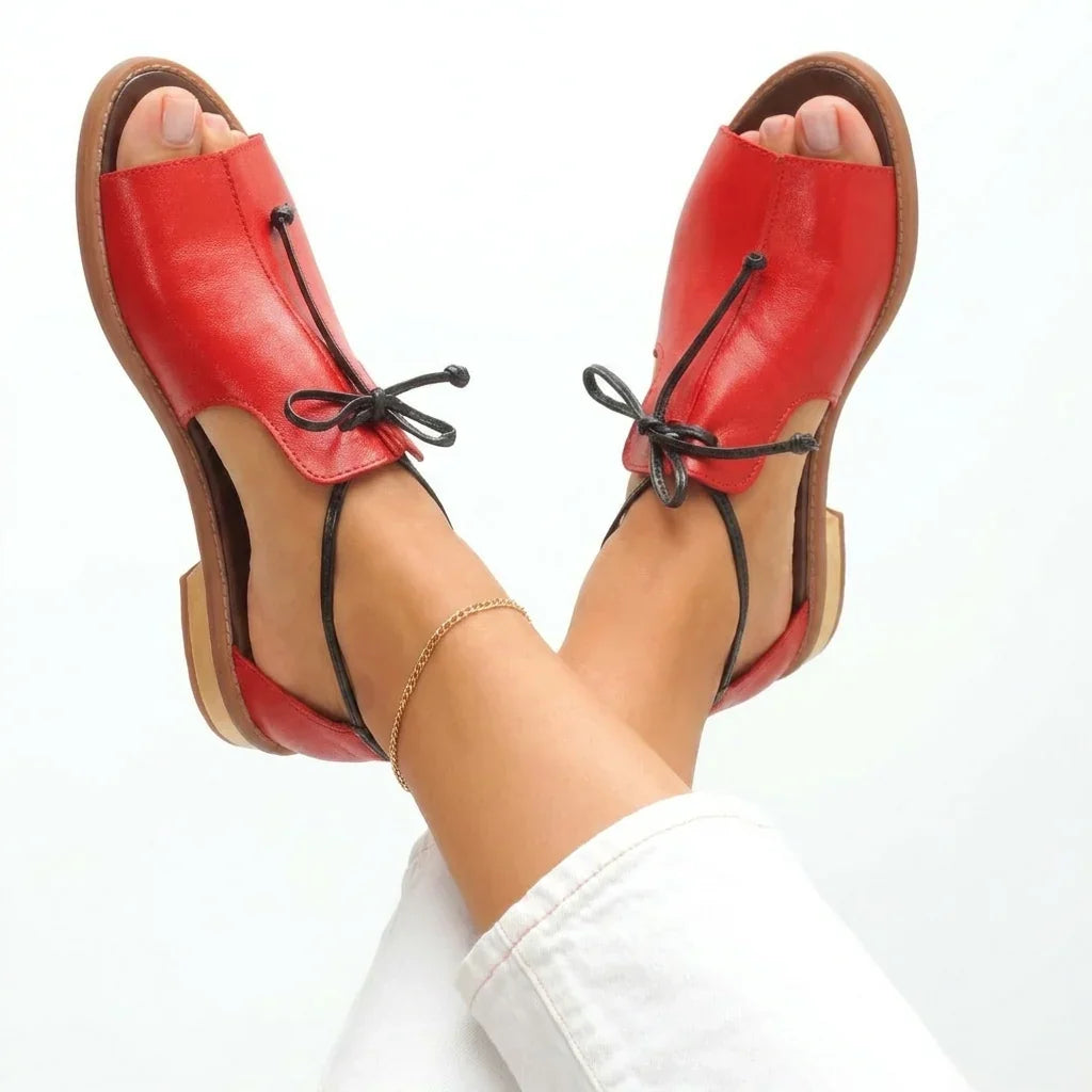 VUI Paris | Sandales Plates en Cuir Nicole
