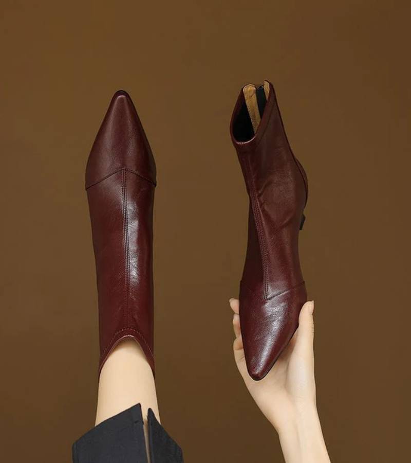 VUI Paris | Bottines en cuir à talon élégant
