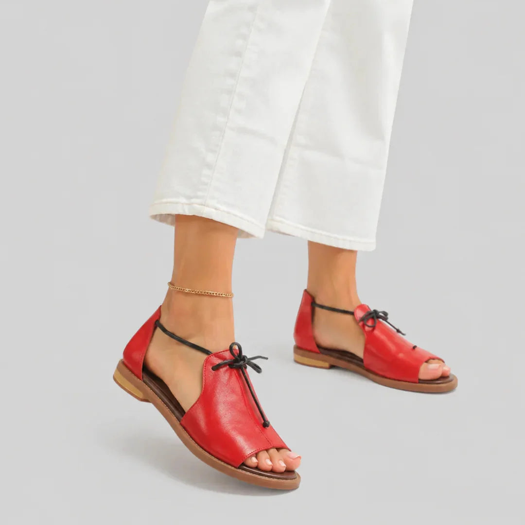 VUI Paris | Sandales Plates en Cuir Nicole
