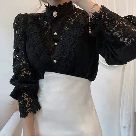 VUI Paris | Chemise à manches longues avec dentelle et détails Tove
