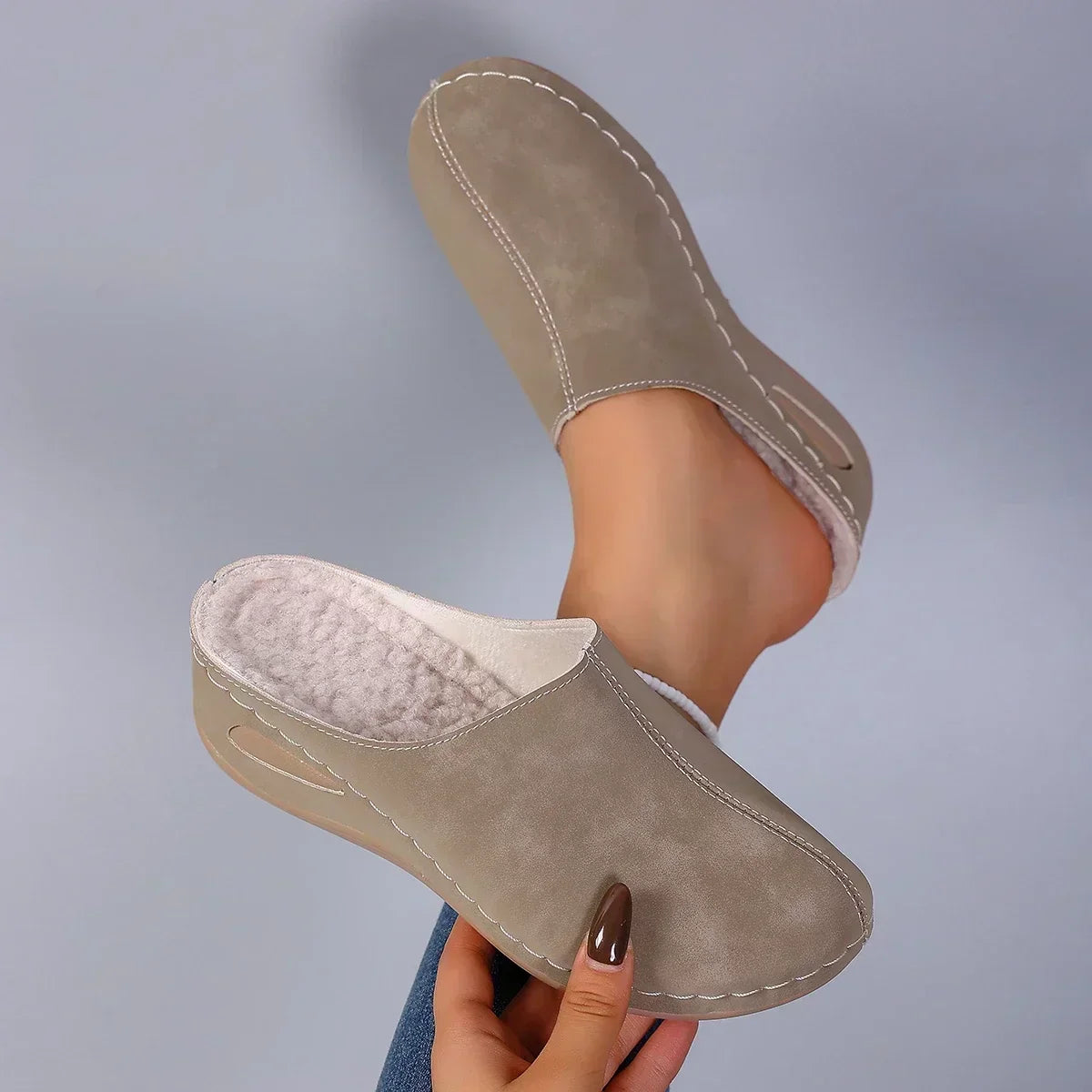 VUI Paris | Sabots Fermés Doublés Amélie