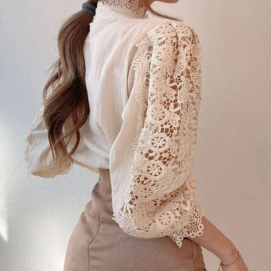 VUI Paris | Chemise à manches longues avec dentelle et détails Tove