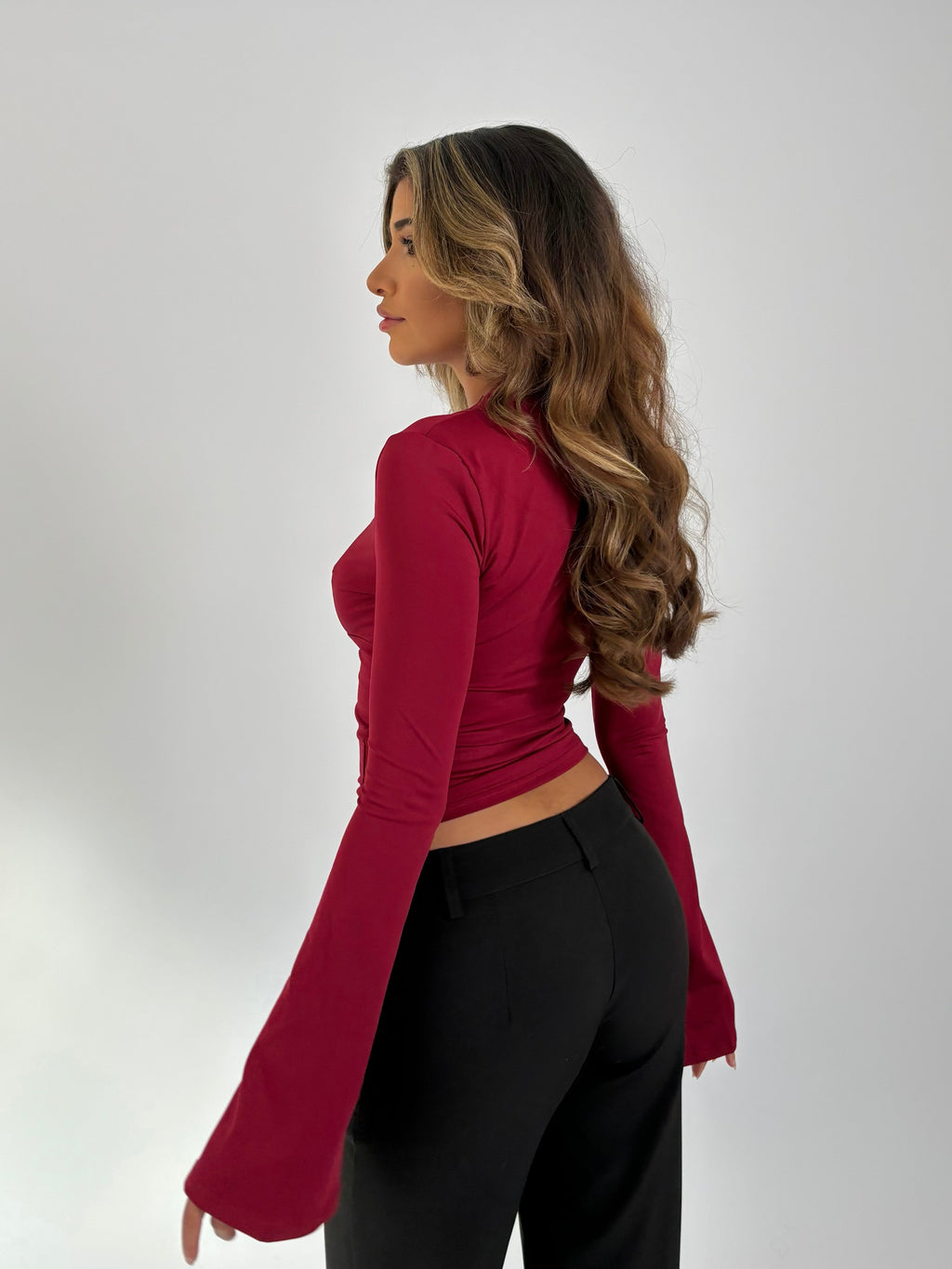 VUI Paris | NORDIQUE CHIC HAUT EN DENTELLE